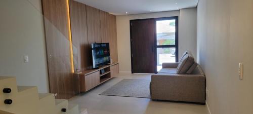 Cachoeira do Bom Jesus House | Modern 3-Suite Coastal Escape Home in Prime Location