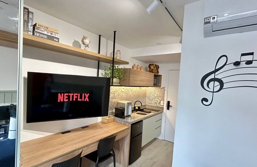 Sao Paulo Apartment | Modern Apartment next to Alianz Parque for up to 4 people!