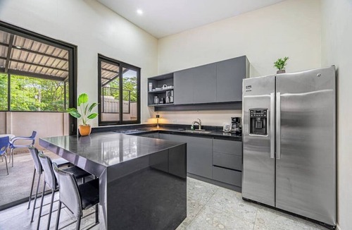 Coco House | Modern and spacious home with private pool, wifi, outdoor patio seating