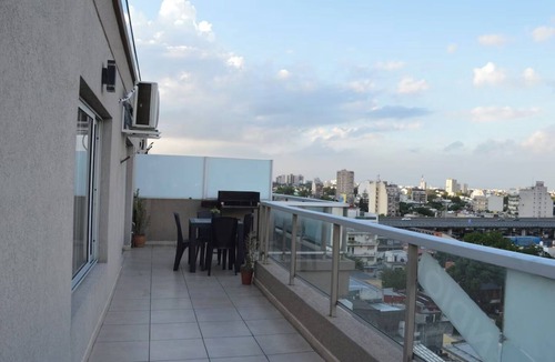 Comuna 10 Apartment | Modern Apartment with Spacious Terrace
