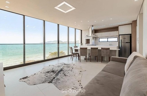 Porto Belo Apartment | Modern apt sea view 75m beach LLR802