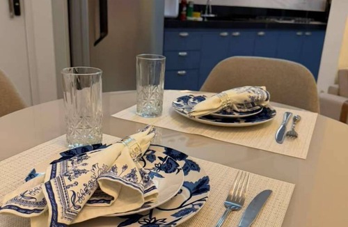 Esplanada Apartment | Modern, comfortable, air-conditioned apartment with a gourmet area and gym.