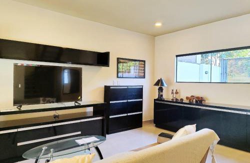 Luque Villa | Modern Duplex with Pool in Luque