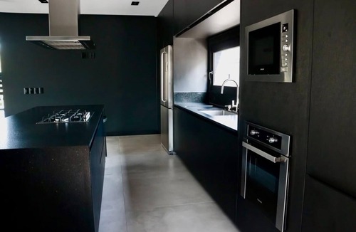 Jurere House | MODERN HIGH-END HOUSE IN JURERÊ INTERNACIONAL