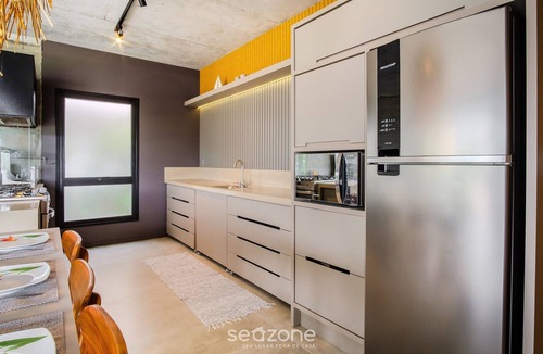 Praia do Rosa Apartment | Modern House With Pool Next to Surfland Roi00
