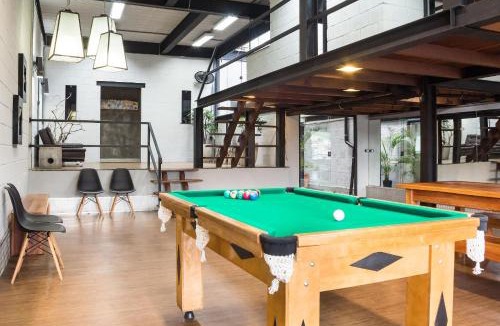 Portal da Ferradura Apartment | Modern industrial house in Búzios
