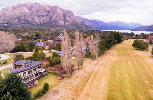 Villa Arelauquen House | modern luxury house in San Carlos de Bariloche