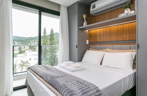 Carvoeira Apartment | Modern studio 400m from UFSC | 50" TV #CARV06