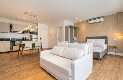 Saco Grande Apartment | Modern Studio | 600MB | Pool & Gym #SG01