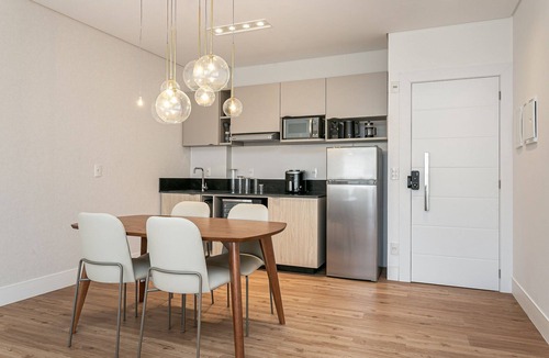 Saco Grande Apartment | Modern Studio | 600MB | Pool & Gym #SG01