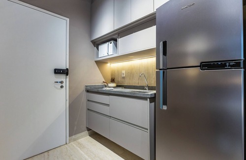 Vila Mariana Apartment | Modern Studio Apartment with Balcony | Queen Bed & Comfort in Vila Mariana