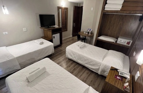 Matriz Hotel | Modern Triple Room, Ideal for Guests Who Enjoy Both Comfort and Urban Energy