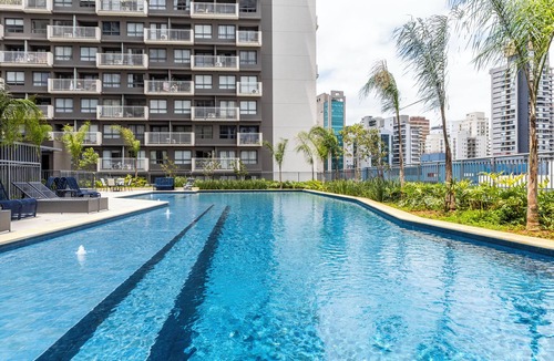 Vila Olimpia Apartment | Modern with Air Conditioning and Pool