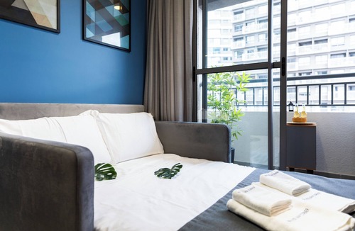 Vila Olimpia Apartment | Modern with Air Conditioning and Pool