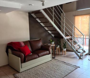 Comuna 10 Apartment | Monoambiente en Duplex Velez Sarsfield