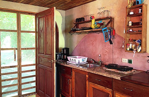 Montezuma Apartment | Montezuma Heights "Geco" studio. In between ocean and the wild. Sleeps 2