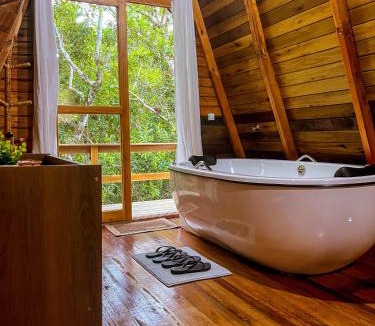 Praia Grande Ski Chalet | Morada do Corujão - Sossego das Águas