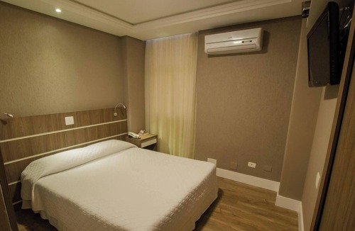 Civic Center Hotel | Most Double Suite To Stay | Breakfast Included!