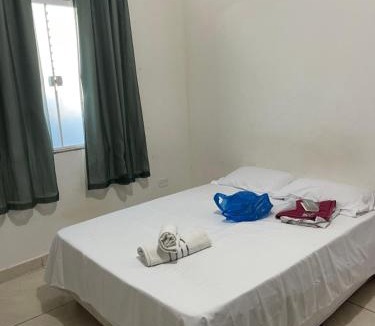 Rio das Ostras Hotel | Motel Cantinho do Amor -3 horas - local discreto com garagem