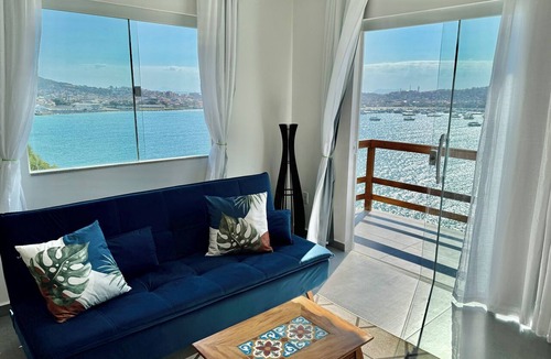 Sao Vicente de Paula House | Mountaintop paradise minutes away from Arraial do Cabo's iconic beaches