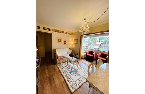 Floresta Apartment | MRG - Acolhedor 2D no Centro de Gramado