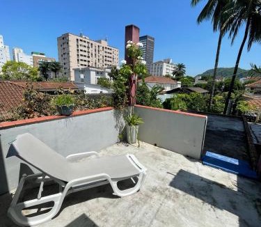 Santos House | Muito espaço e natureza no meio da cidade