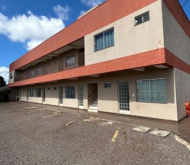 Universitario Apartment | N 4 - Studio completo com ar condicionado a 500m da Unioeste