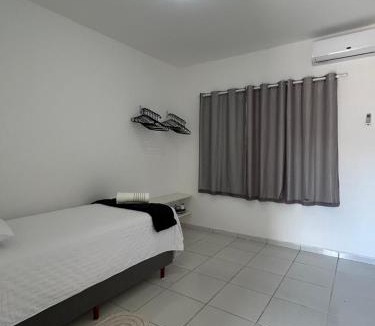 Universitario Apartment | N 4 - Studio completo com ar condicionado a 500m da Unioeste