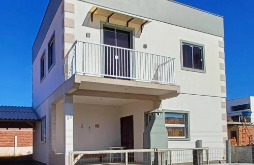 Balneario Gaivota Apartment | Na beira mar, a 2 km do centro,terreo