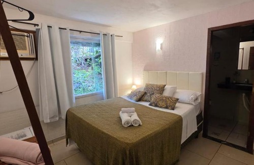 Brava Bed & Breakfast | Namorada Brava Guest House Praia Brava, Piscina & Naturaleza