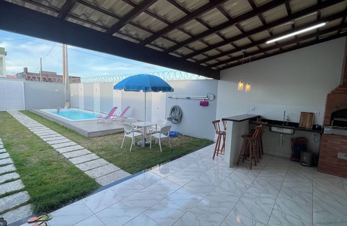 Mariricu House | New, cozy house with a beautiful pool and barbecue area.