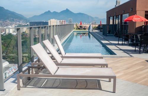 Porto Maravilha Apartment | New Studio Next to the Subway with a Rooftop Pool