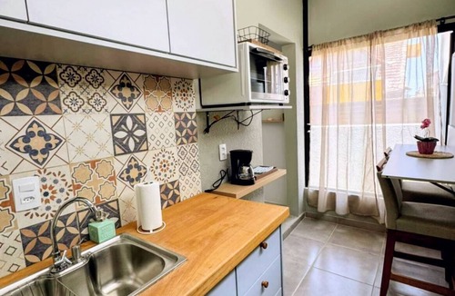 Campeche Sul Apartment | Nice Studio in Campeche, Florianopolis, with Garden and Parking