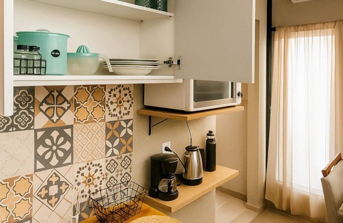 Campeche Sul Apartment | Nice Studio in Campeche, Florianopolis, with Garden and Parking
