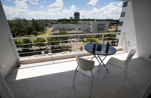 Nordelta Apartment | NORDELTA- Departamento con Terraza Privada, Cochera Cubierta, Gym y Piscina