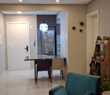 Centro Apartment | NOVO e DECORADO no Centro de Canela!