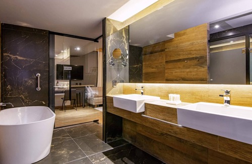Nossa Senhora da Salete Hotel | Novotel Criciuma