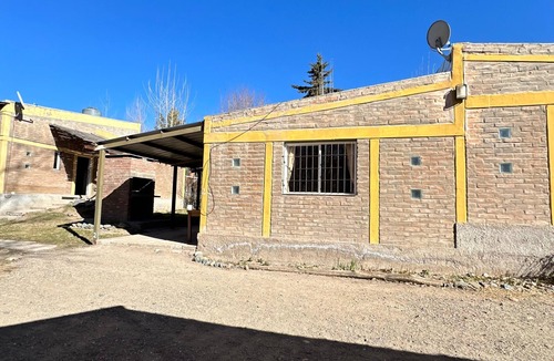 Las Vegas Cabin | Nuestras Raíces Cabins