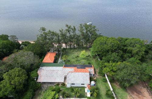 Santarem House | O Luxo da Simplicidade com o Pé na Areia - 5 Quartos - 20 Pessoas