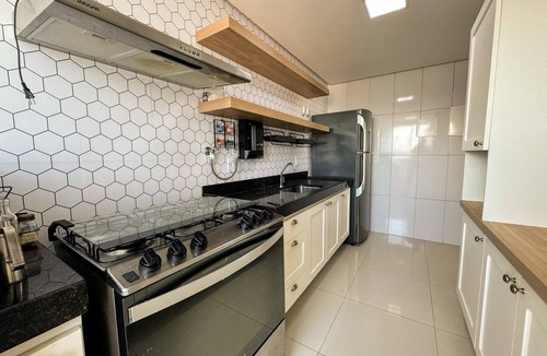 Praia do Morro Apartment | Ocean view apartment 3min from the beach in Guarapari