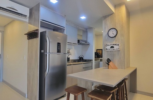 Cachoeira do Bom Jesus Apartment | Ocean Breeze Escape 3-Bedrooms Beach Apartment.