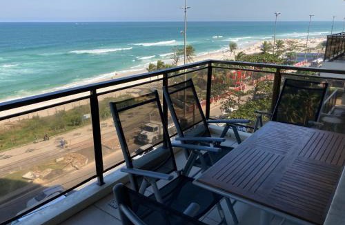 Barra da Tijuca Apartment | Oceanfront 2 Bed Rooms - Balcony with Full Sea View - Praia do Pepê