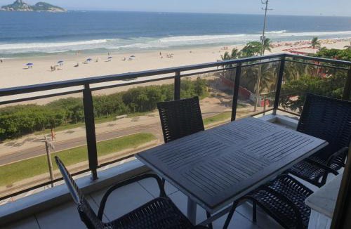 Barra da Tijuca Apartment | Oceanfront 2 Bed Rooms - Balcony with Full Sea View - Praia do Pepê