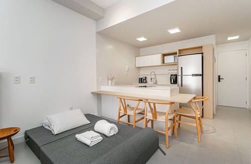Jurere Apartment | Oceanfront | 300MB Wi-Fi | Great Location #CAJU04