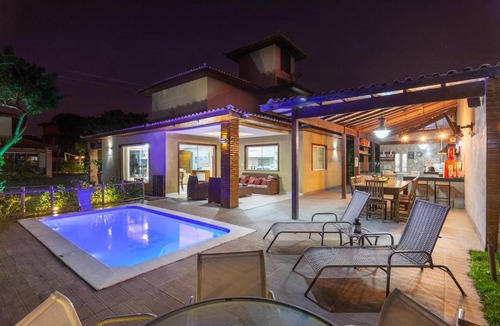 Praia Rasa House | Omar do Rio - Casa Duplex Moderna com Área Gourmet e Piscina Privativa, 4 Suítes no Condomínio completo Laguna e Mare, em Manguinhos, Internet 400mbps, Smart TV e Garagem - CLM 20