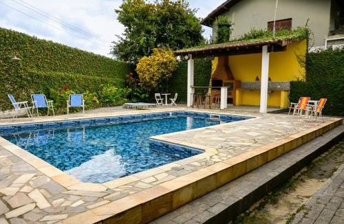 Jardim Rio da Praia House | Pé na Areia com Piscina e Churrasqueira - 2 suítes