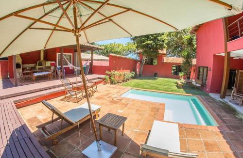 Ossos Villa | Pé na Areia da Praia dos Ossos e Seis Suítes