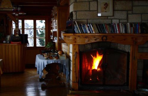 Golondrinas Bed & Breakfast | Pajaro Azul