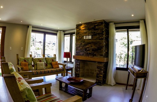 Morrinhos House | panoramic house near the beach