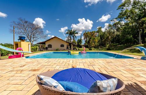 Ibiuna House | Paraíso com Piscina, Churrasqueira, Wi-Fi e Karaokê